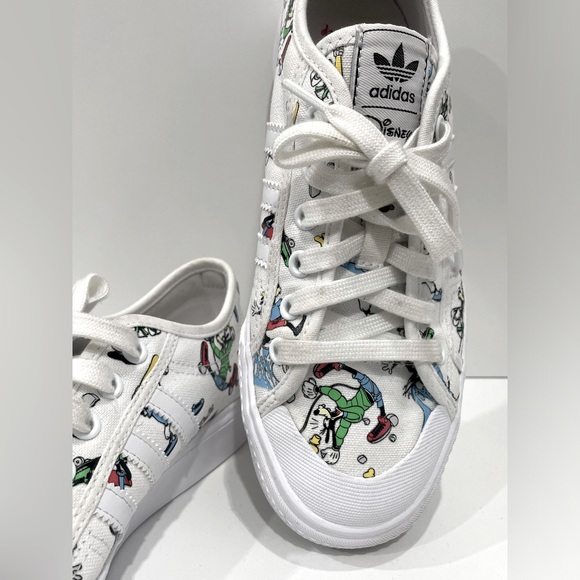 Adidas Nizza x Disney Sport Goofy Printed Men's sz 6US - Picture 2 of 6